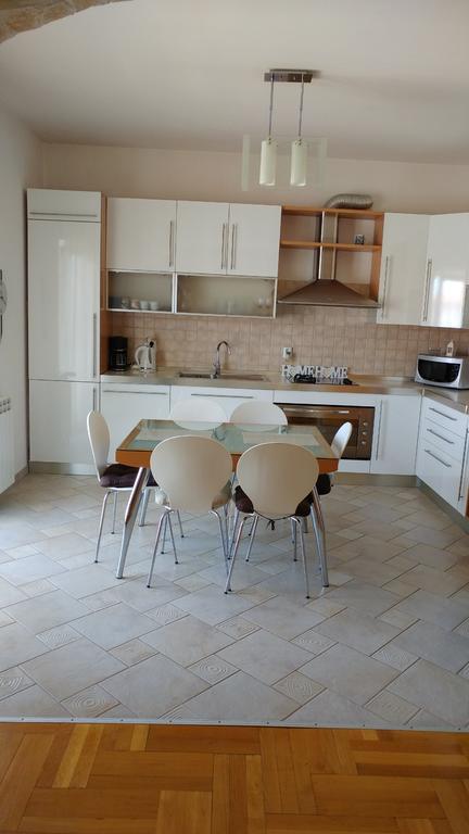 Apartment Adriana Trogir Exterior photo